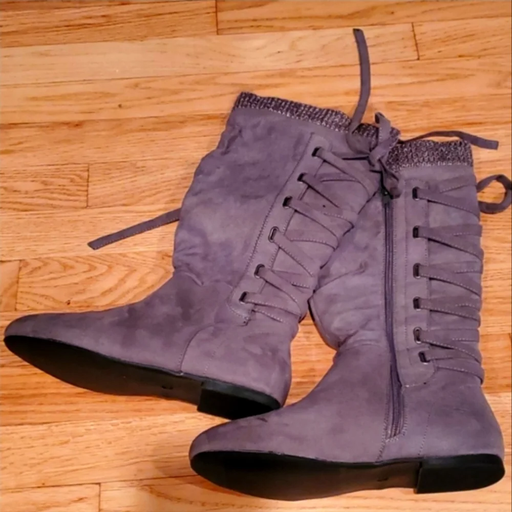 JustFab Gray Gabby Sweater Cuff Lace Up Boots Faux Suede Boots Women's Size 9 - Picture 2 of 7